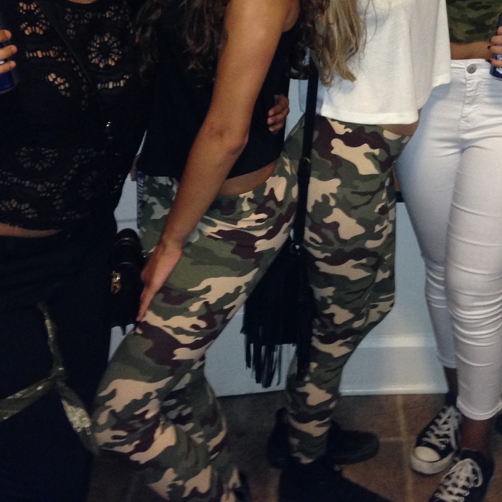 Camo leggings
